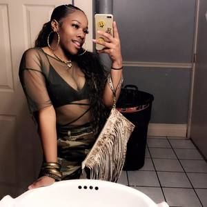 Meet your Posher, Jasmin