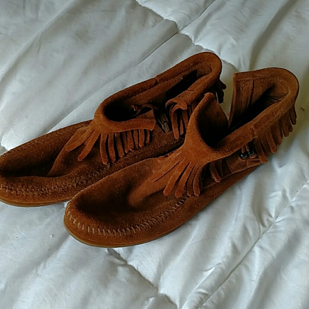 Minnetonka booties