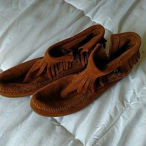 Minnetonka booties