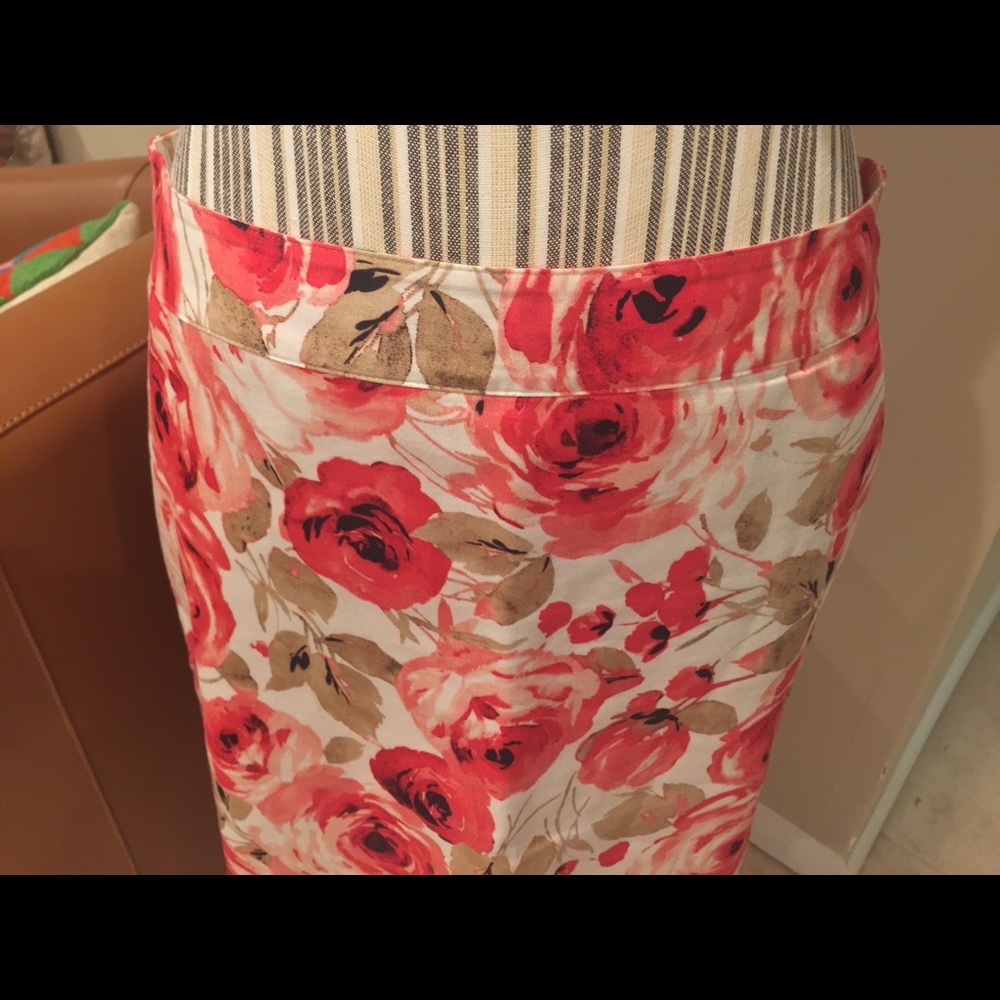 Van Heusen Red Floral Skirt