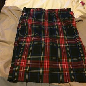 Plaid red and black skirt