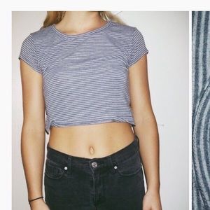 Brandy Melville striped & cropped t-shirt