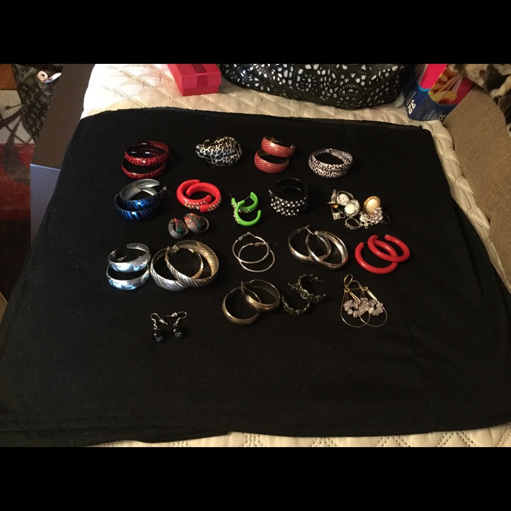 Earring lot