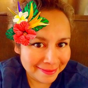 Meet your Posher, Pauline