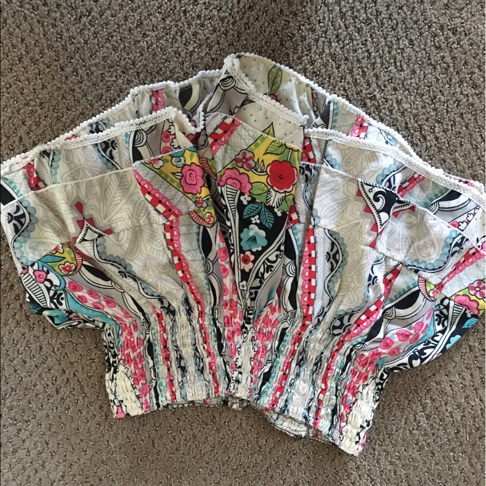 boutique style flowy shorts