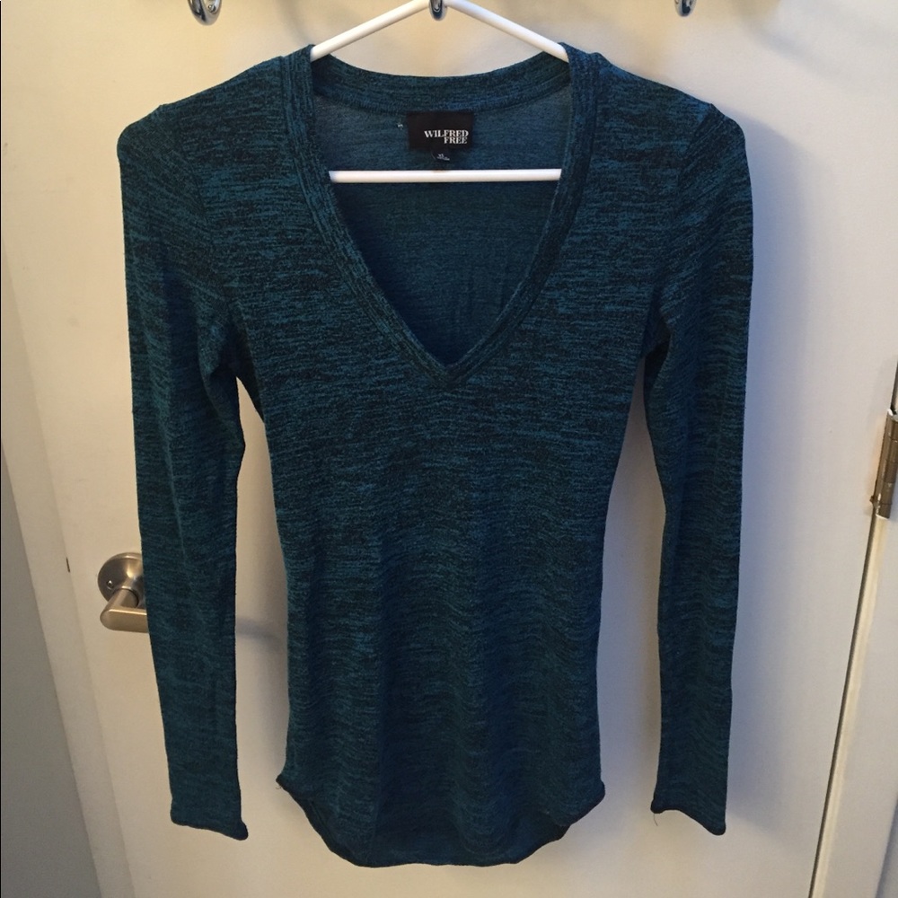 Aritzia Blue/Black cut out top