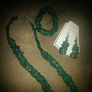 Gorgeous 3 Piece Jewelry Set