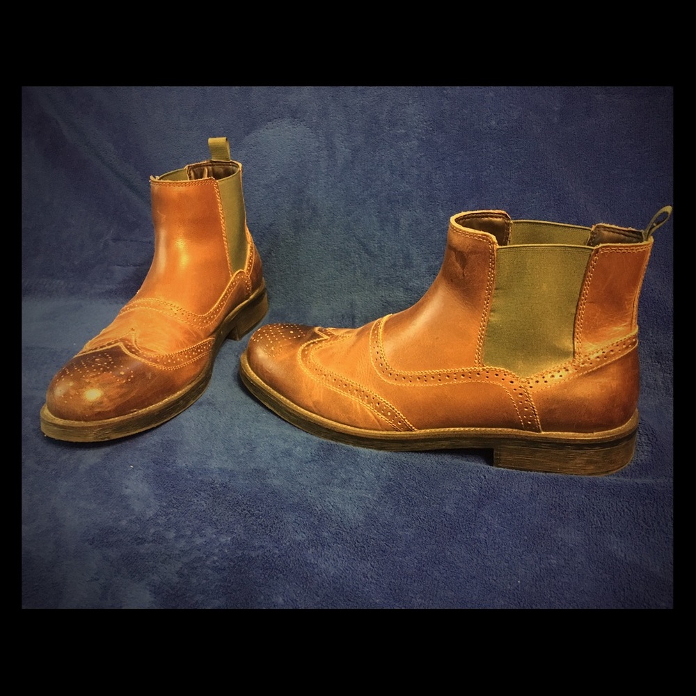 GH Bass boots