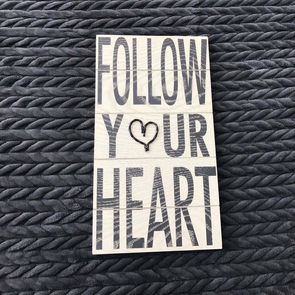Hanging wall decor