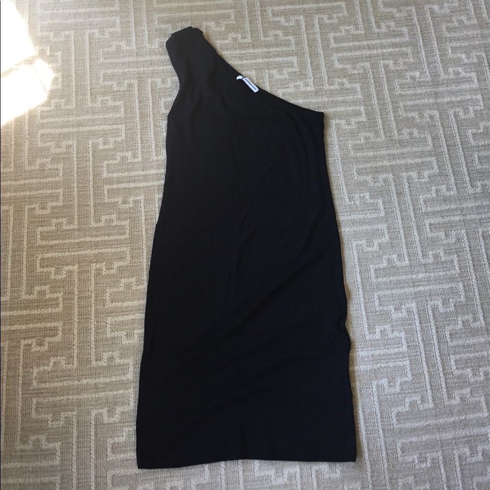 One shoulder dress