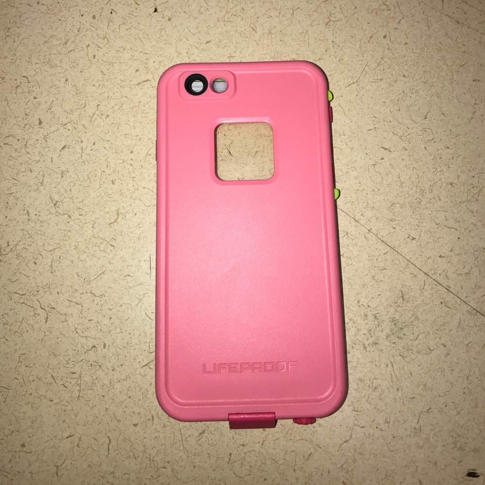 Just reduced!! Life proof case for iPhone 6,6s
