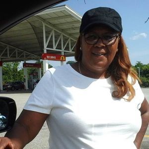 Meet your Posher, Brenda