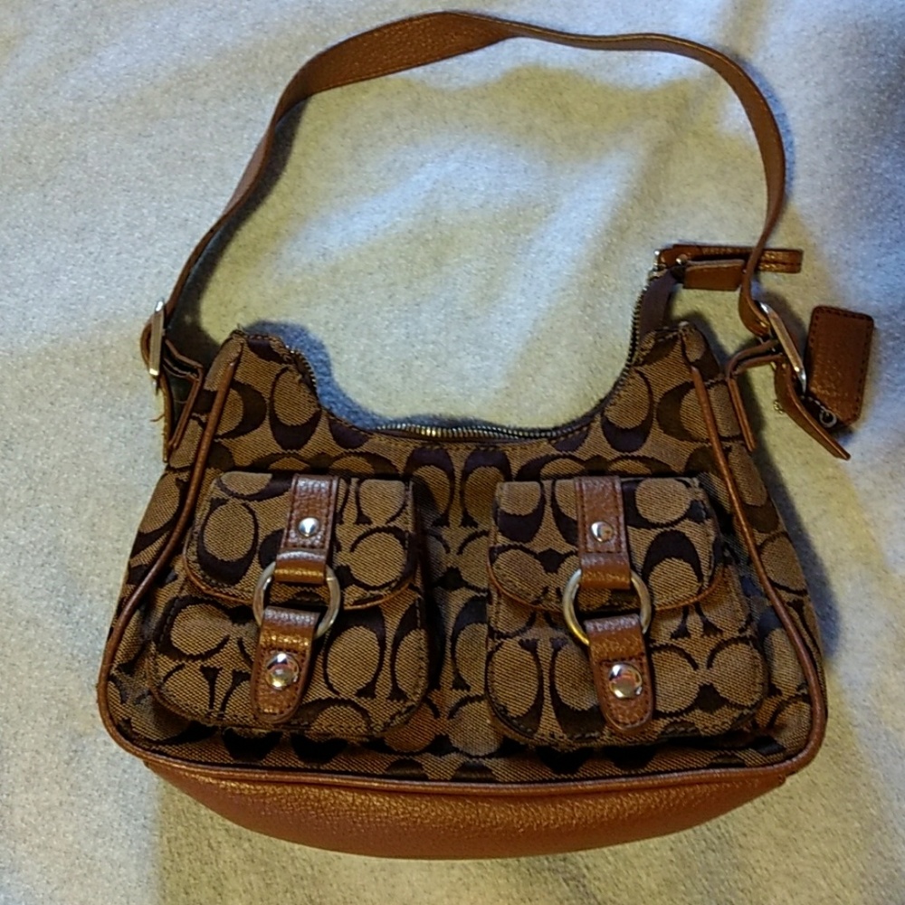 Cute purse...