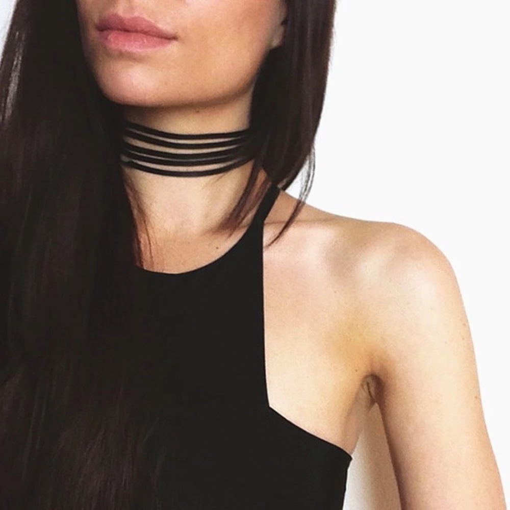 🌺2FOR$10🌺🎀5 Layer Faux Suede Choker🎀