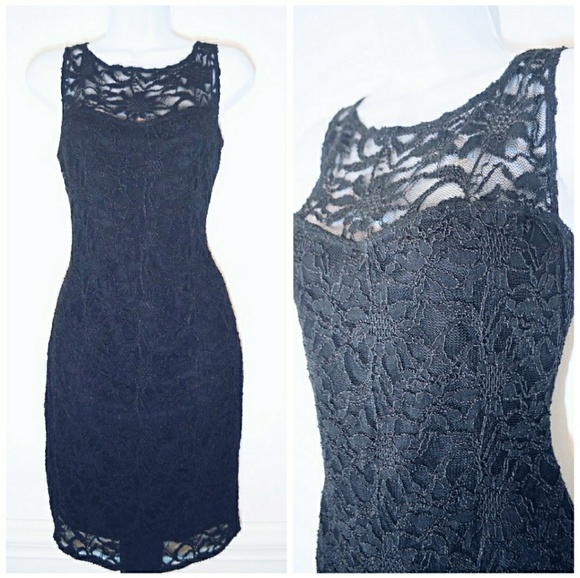 Dresses & Skirts - Gorgeous Black Lace Chiffon Tied Open Back Dress