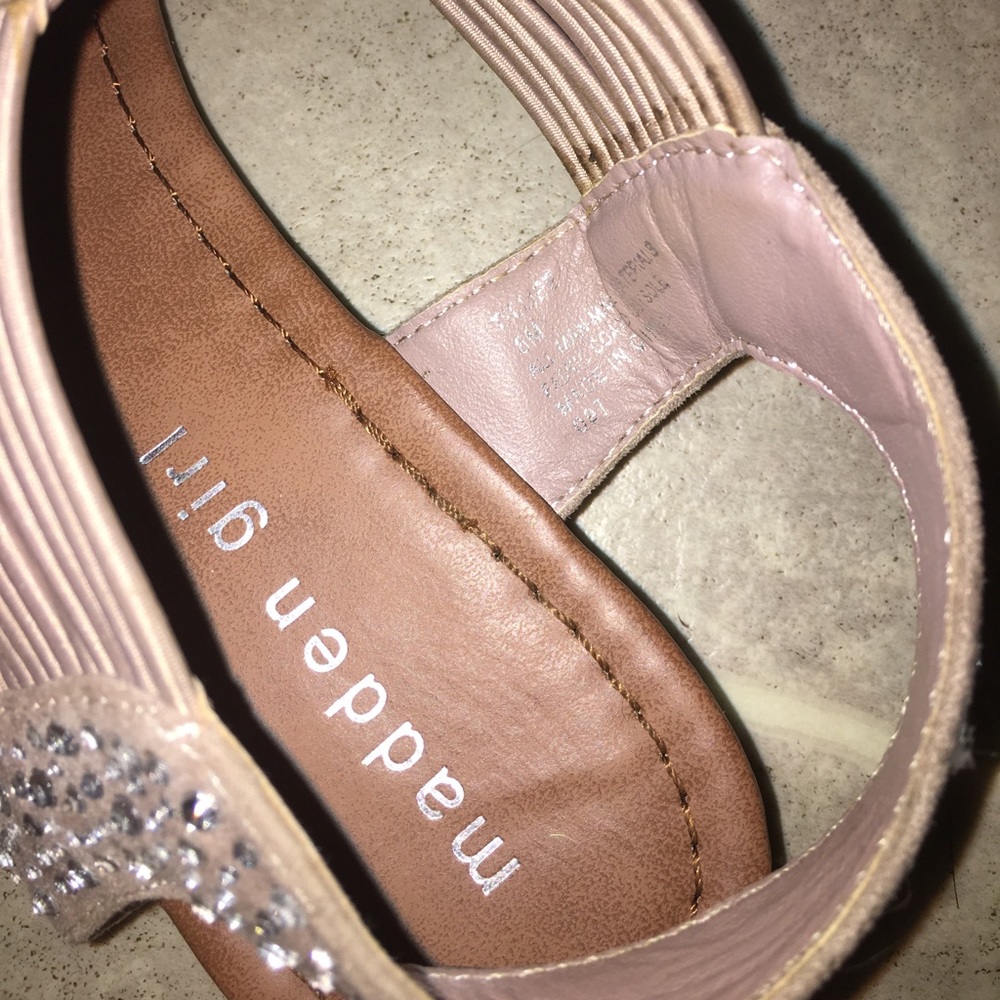 Nude Rhinestone Sandals - Picture 3 of 4