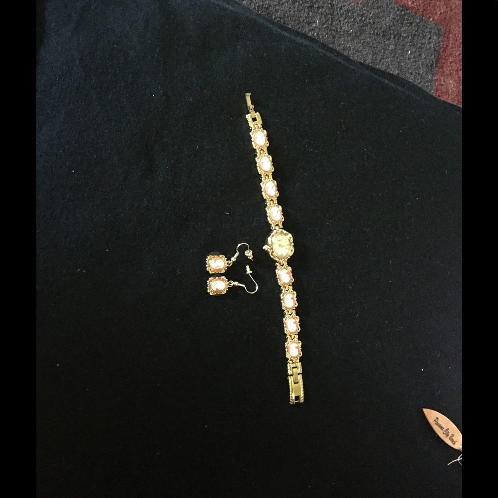 Watch set
