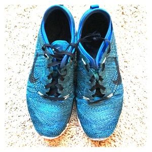 NIKE FREE FLY KNIT 5.0