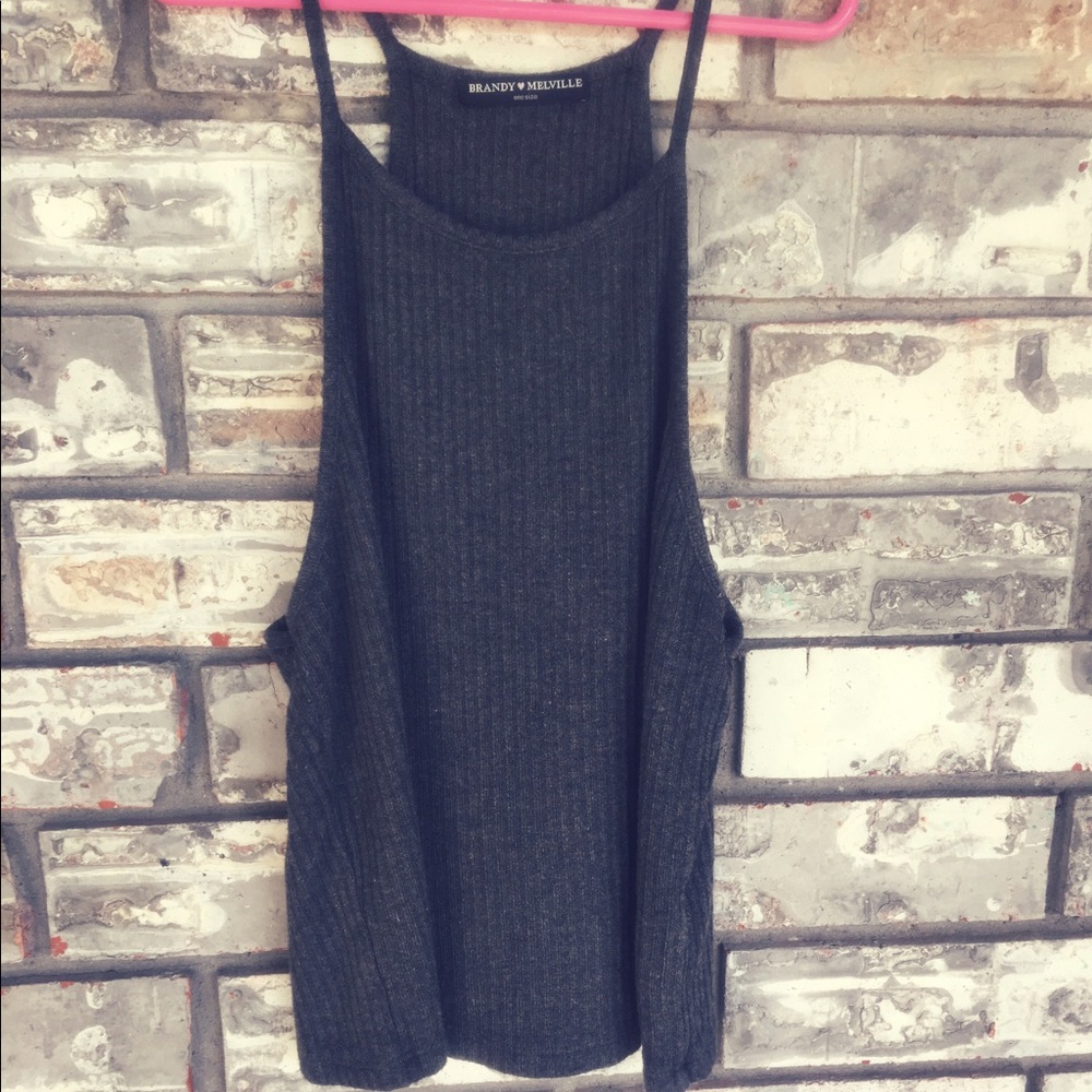 🌹 Brandy Melville Ribbed Crop Top 🌹