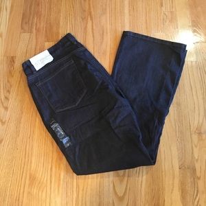 Dark wash bootleg jeans