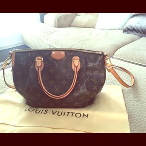 Louis Vuitton Turenne PM Monogram 👜no trades👜