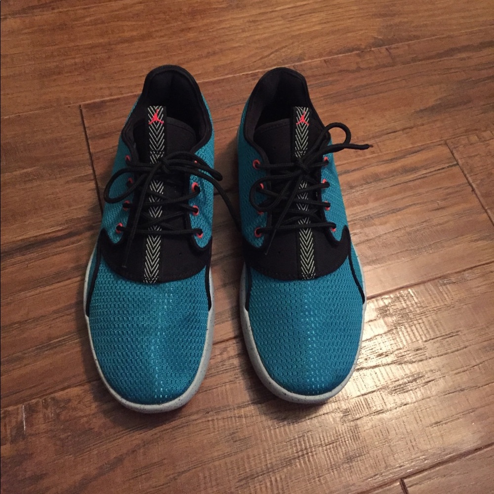 Jordan eclipse sneakers!! 👟