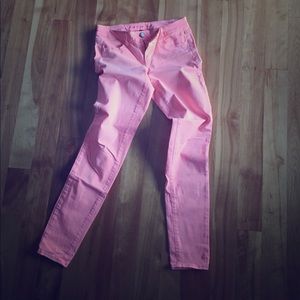 American Eagle Stretch Bright Pink Skinny Pants