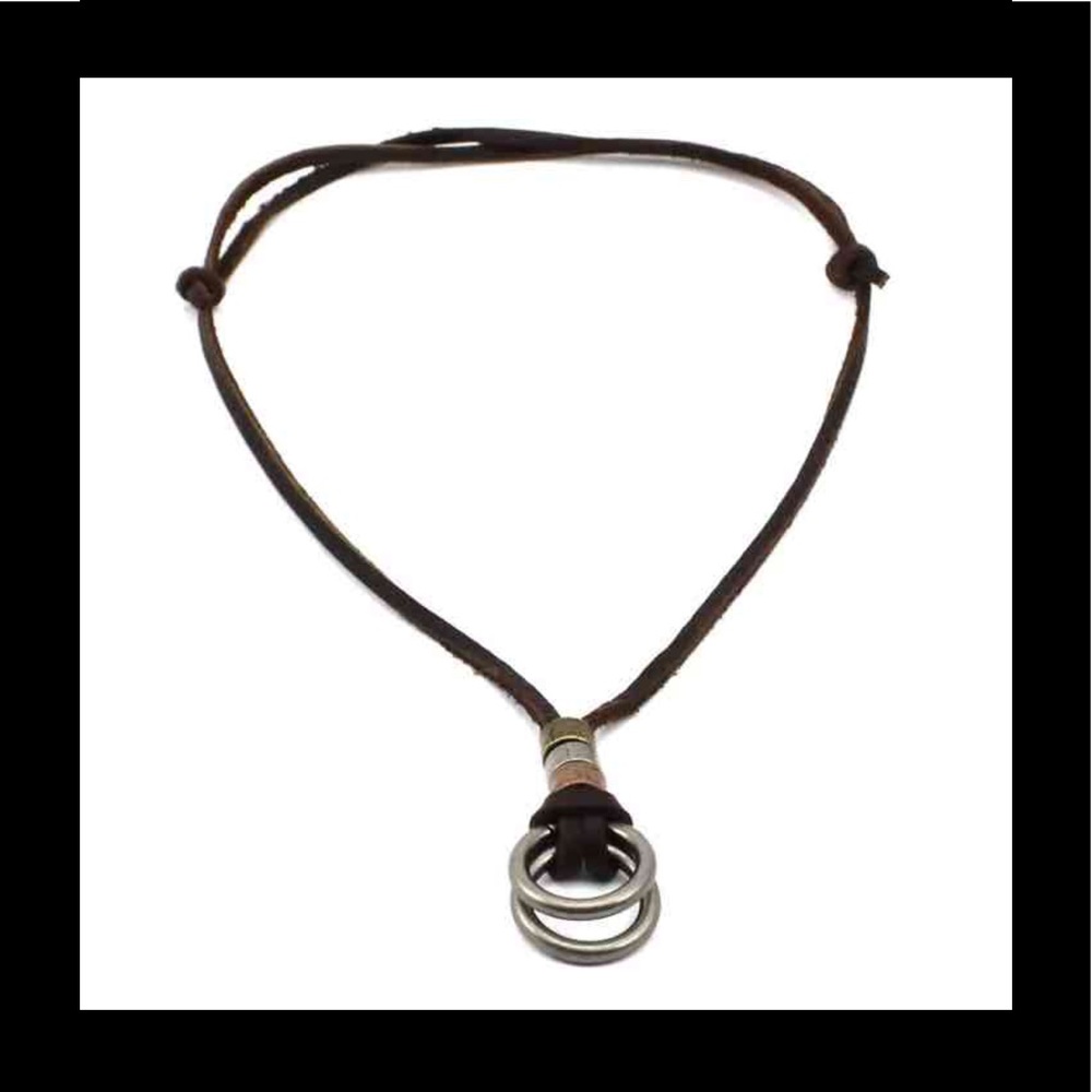 End leather necklace adjustable sizing