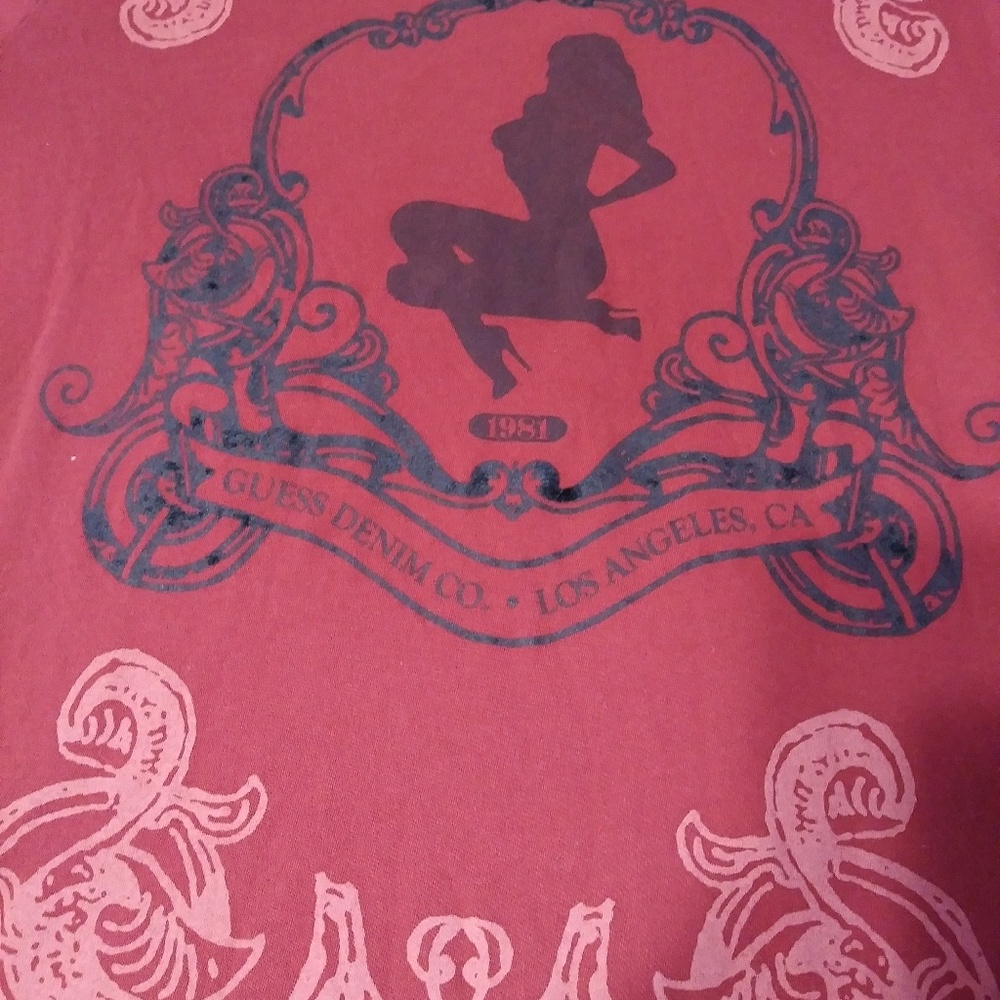 Guess t-shirt - Picture 2 of 4