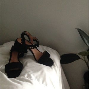 Zara black suede pom pom heels BRAND NEW, size 6⚫️