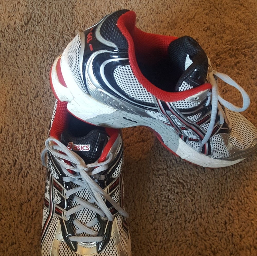 @asics in good conditions Feel free to make an off