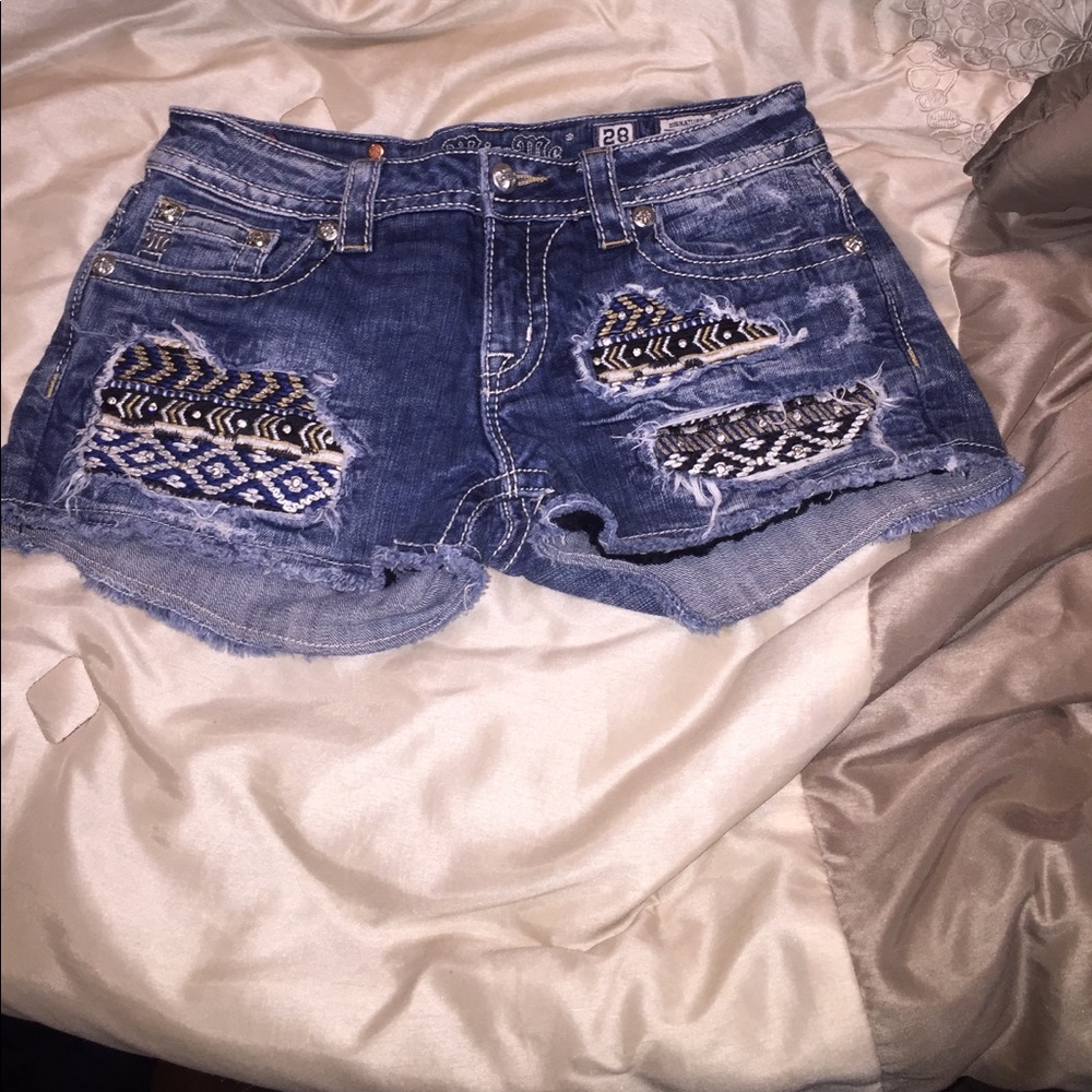 Miss me shorts size 28