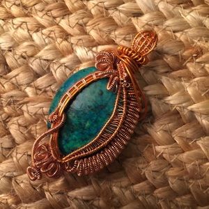 Wire wrapped stone pendant