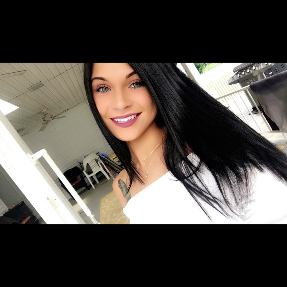 Meet your Posher, Natalie