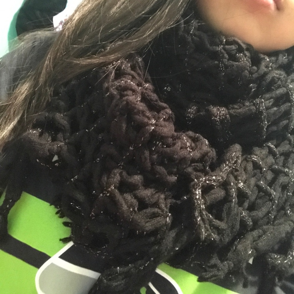 Infinity scarf