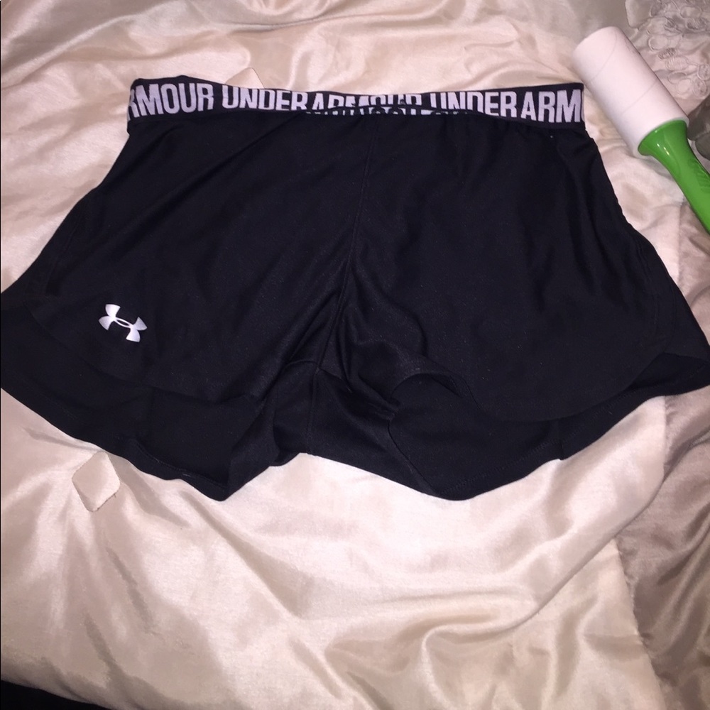 Under armor shorts size medium