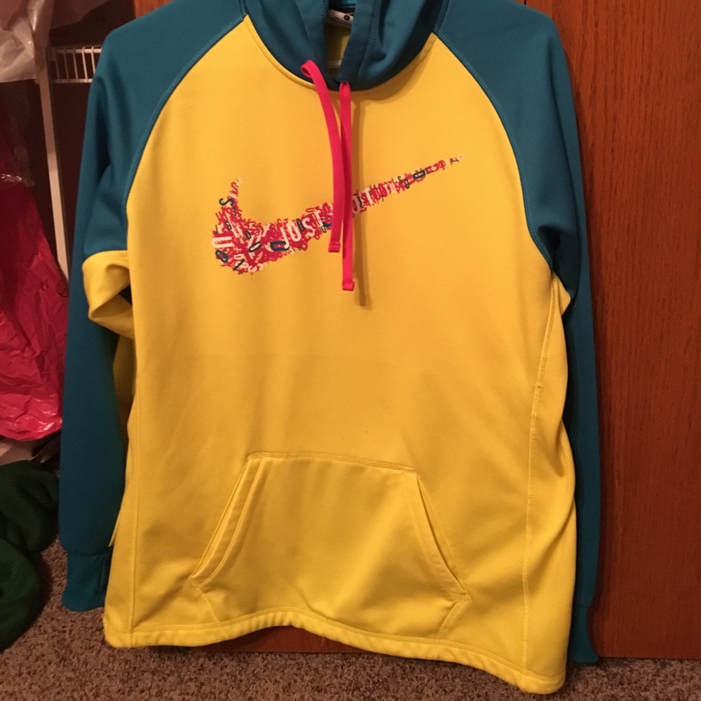Nike sweatshirt