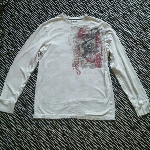 Apt. 9 Other - 💋Final sale💋Apt 9 graphic long sleeve shirt