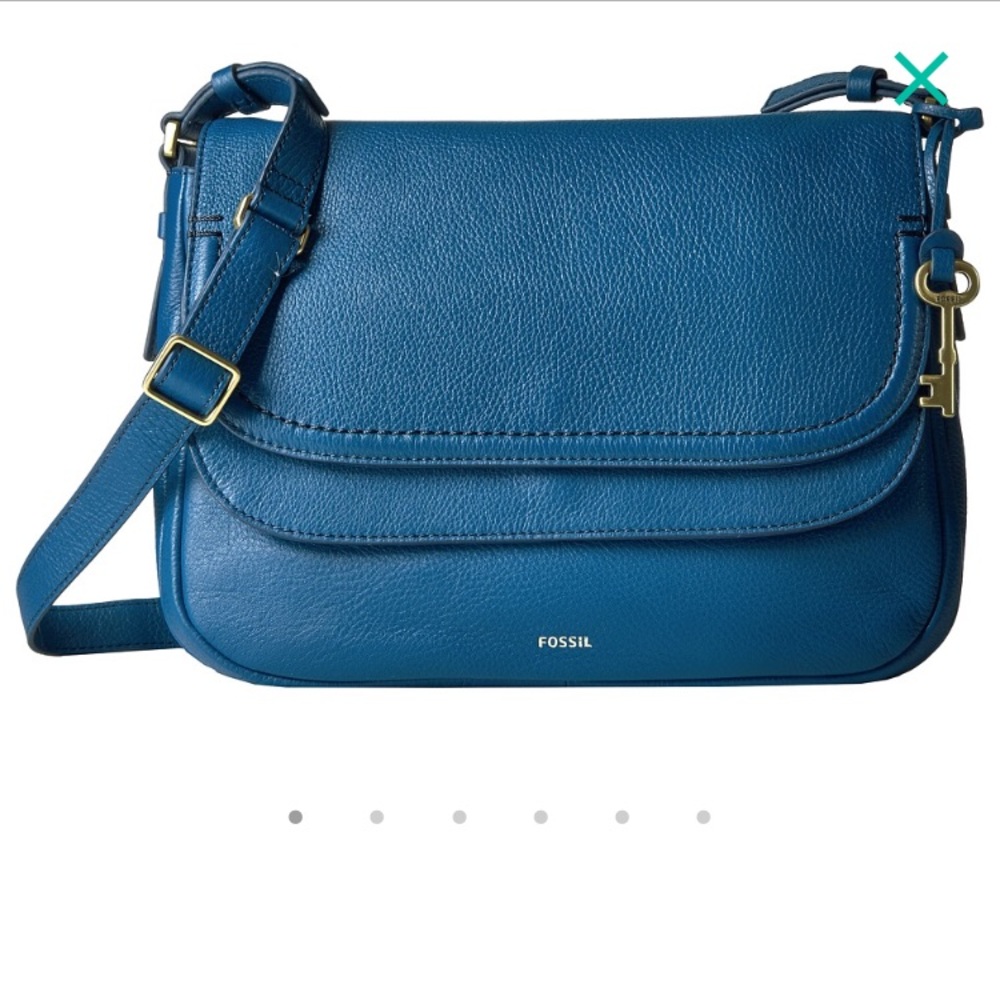 Brand new! Large Fossil Double Flap Peyton