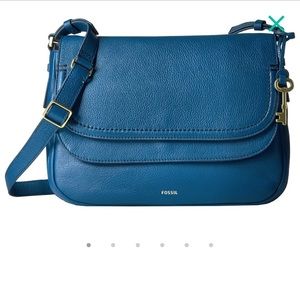 Brand new! Large Fossil Double Flap Peyton