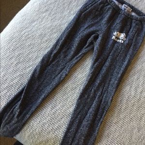 Never worn ROOTS sweat pants