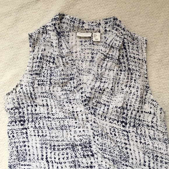 Mercer & Madison Tops - Mercer & Madison 100% Silk top - small Mercer & Madison Tops - Mercer & Madison 100% Silk top - small