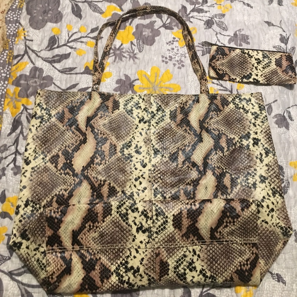 Snake print tote bag