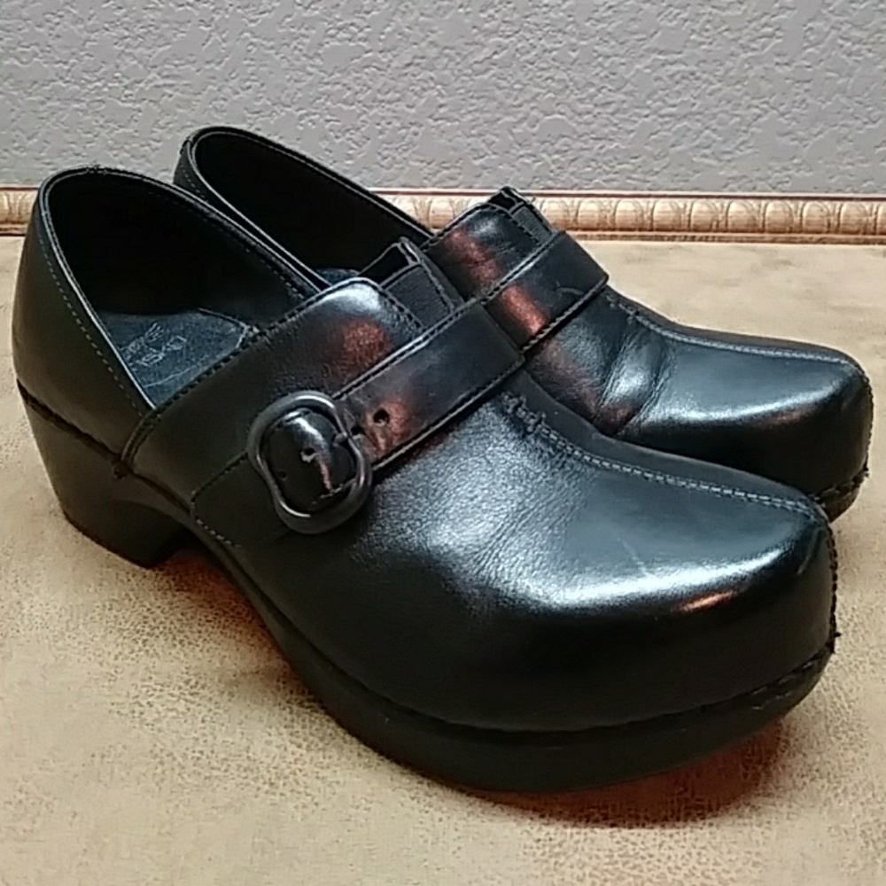 Dansko Black Leather Clogs 37