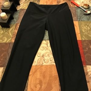 Nike cropped leggings