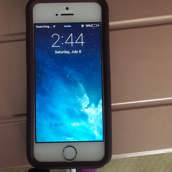 SELLING SPRINT CARRIER IPHONE 5S GOLD - Picture 5 of 8