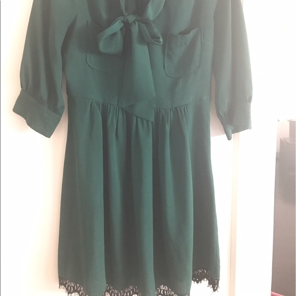 SOLD Monteau Emerald Green Pussybow Dress - Picture 2 of 4