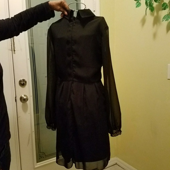 Dress - Picture 3 of 3