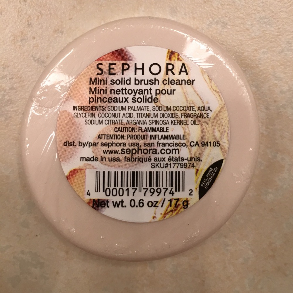 Makeup brush cleaner