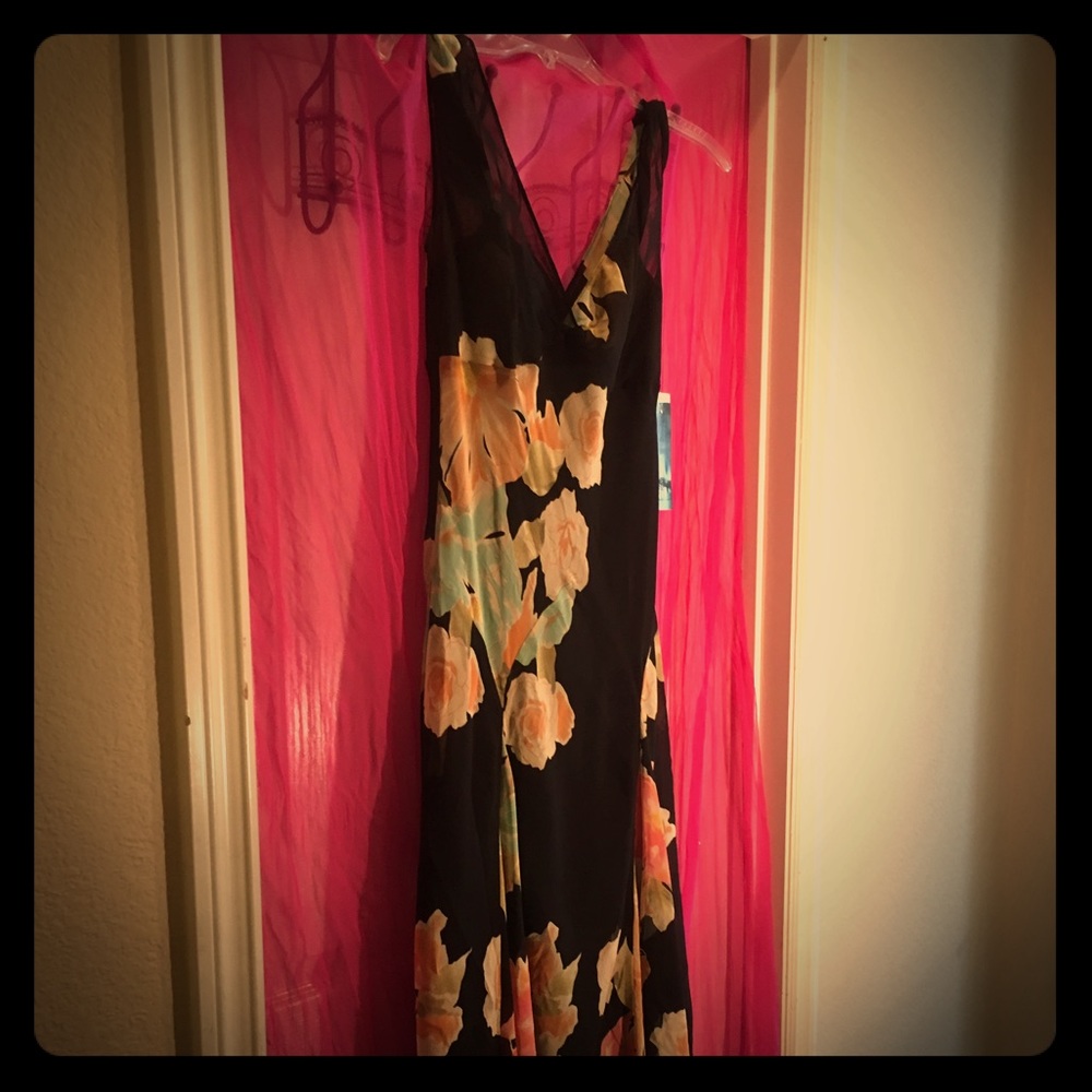 JONES NEW YORK pure silk dress new with tags